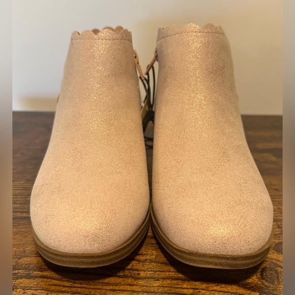 Thereabouts Girls Lil  Pima Taupe Shimmer Stacked Heel Booties NWT Various Si… - Picture 6 of 7